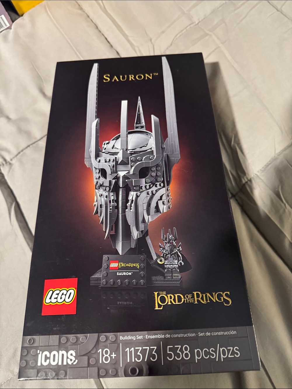 Lego The Lord of the Rings Sauron Helmet - Black and Gray